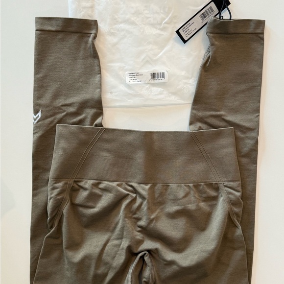 ONER ACTIVE Effortless Seamless Leggings Moss Brown
M - Regular Length - Picture 4 of 5